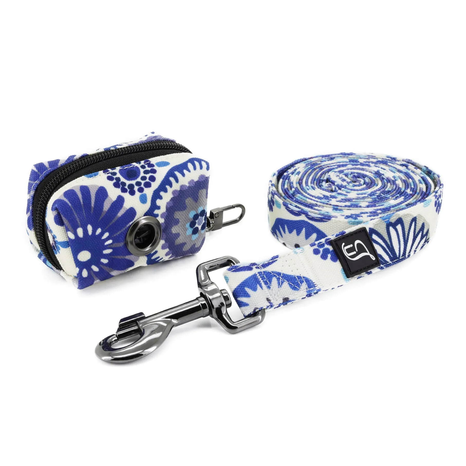 Blue Daisy Dog Leash and Poop Bag Holder Set