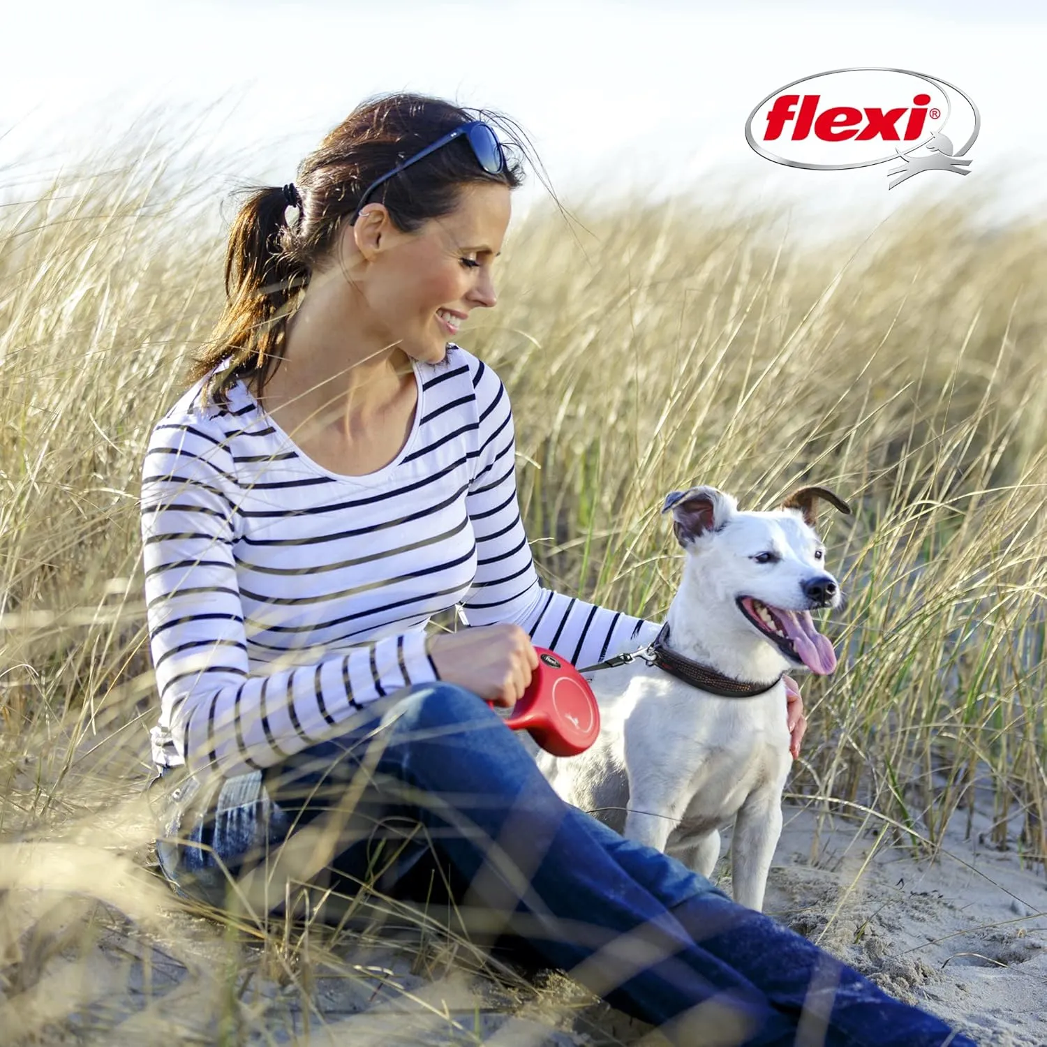 FLEXI New Classic Tape Retractable Dog Leash for Large Dogs Upto 110 lbs.  16 ft., Red | Tangle Free Pet Walking Leash with One-Handed Brake, Pause, Lock|German Quality Product