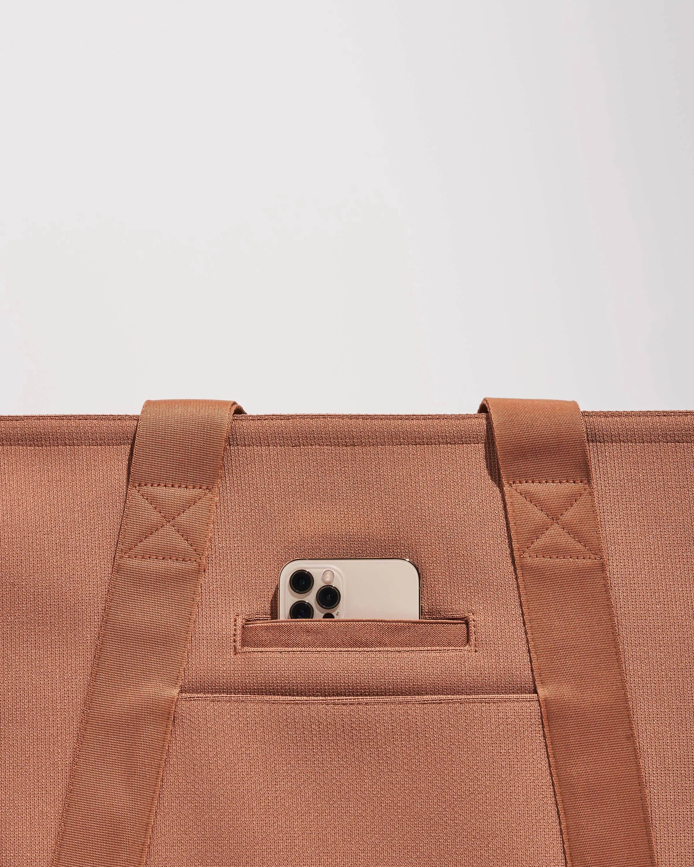 recycled eco-knit everyday dog carrier - cocoa